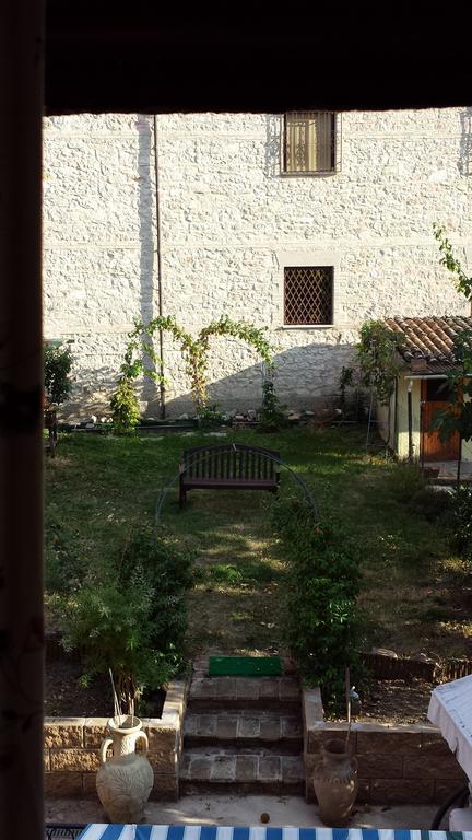 B&B La Casuccia Di Assisi Exterior foto